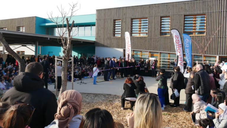 NOVERGO-Inauguration-Groupe-Scolaire-Robert-Badinter