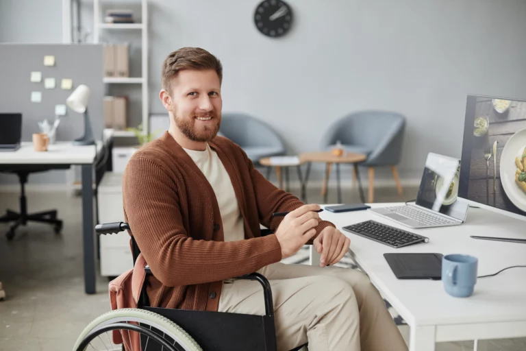 Maintien dans l'emploi d'un salarié RQTH : rôle de l'ergonome